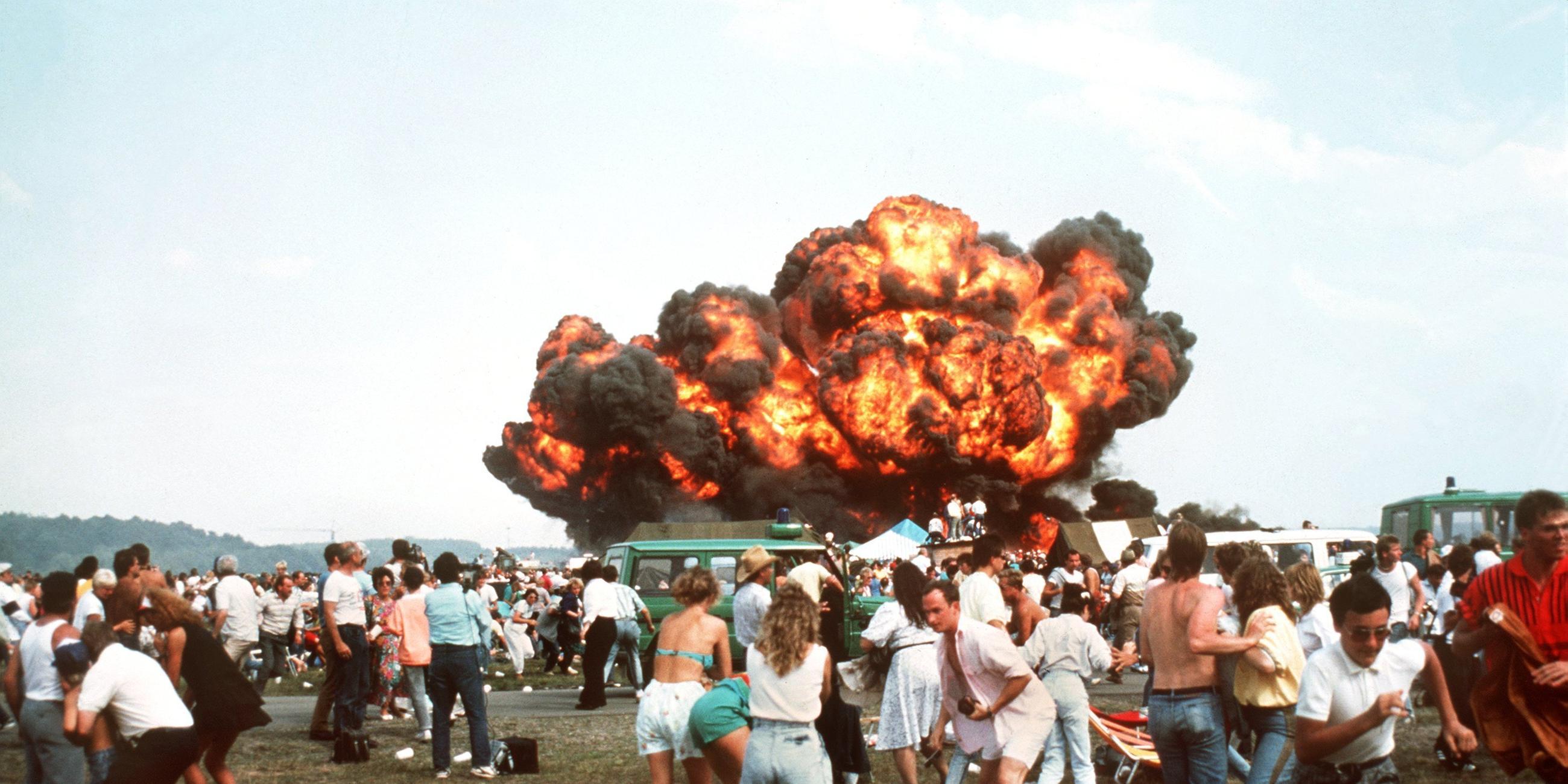 Archiv: Katastrophe bei der Flugschau von Ramstein am 28.8.1988