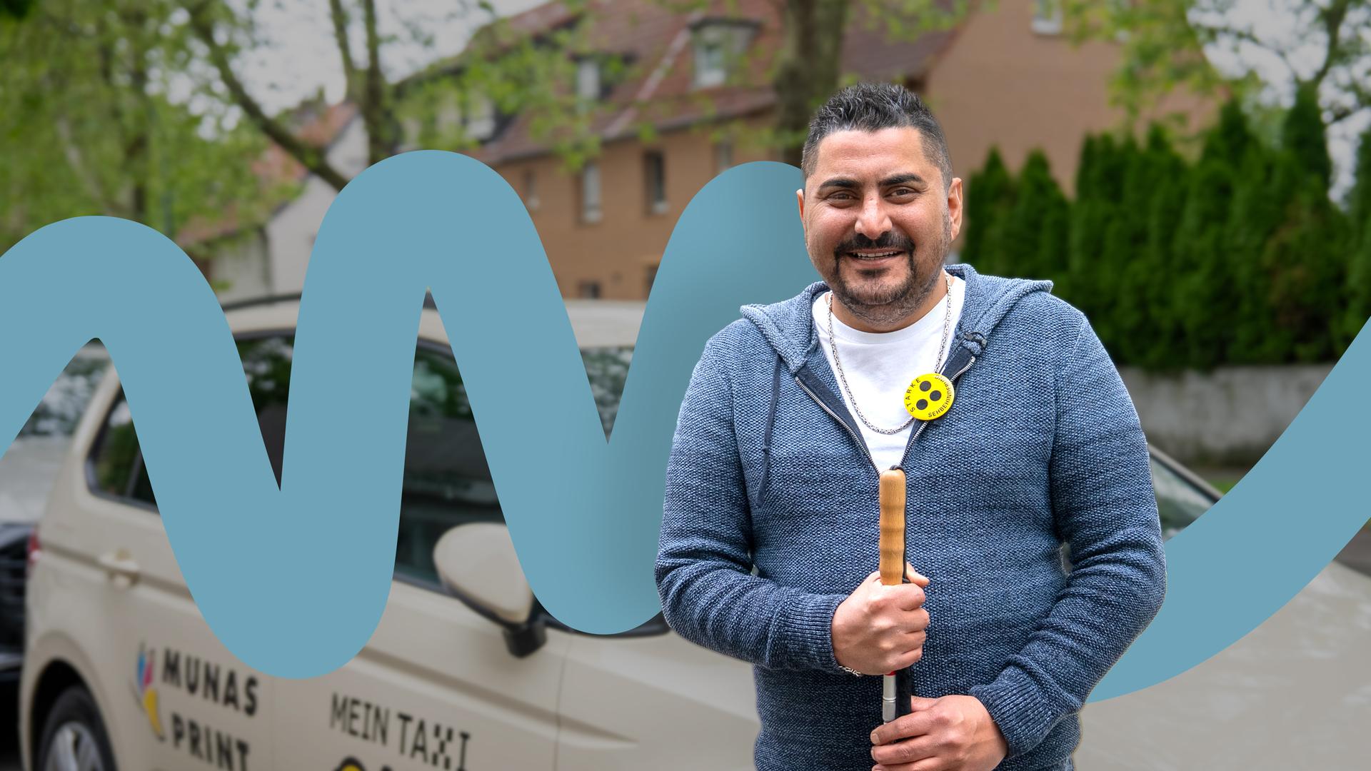 Gazi Senlik führt ein Taxiunternehmen und hat eine starke Sehbehinderung