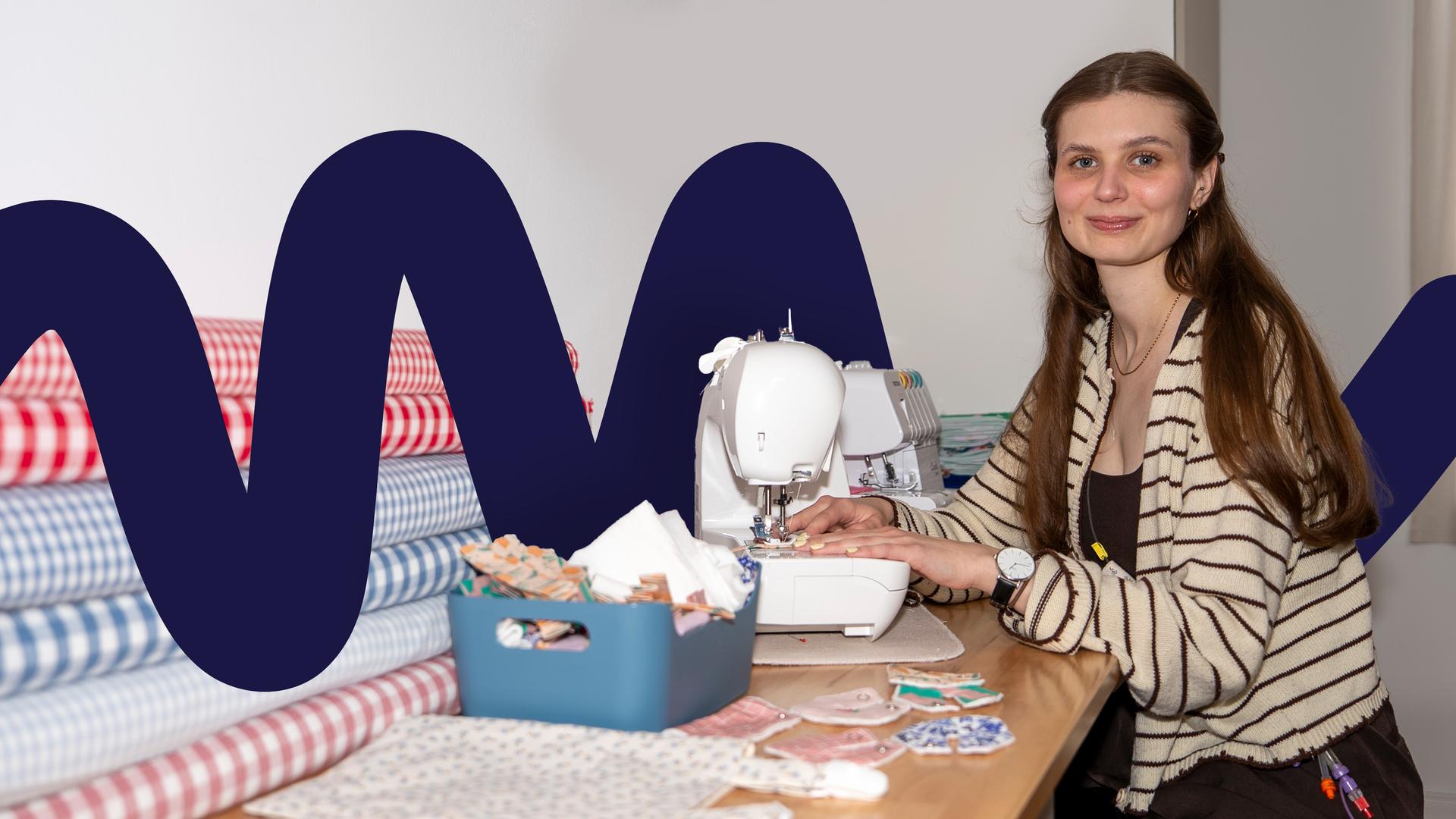 Anna Hörster hat sich mit der Herstellung medizinischer Hilfsmittel für Ernährungssonden, Blasenkatheter und Ports selbständig gemacht.