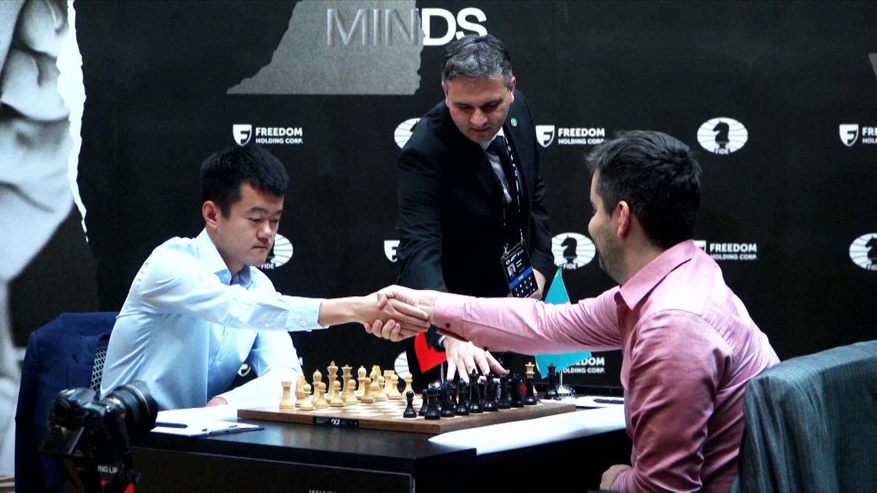 Nepomnjaschtschi bleibt in Führung ZDFheute