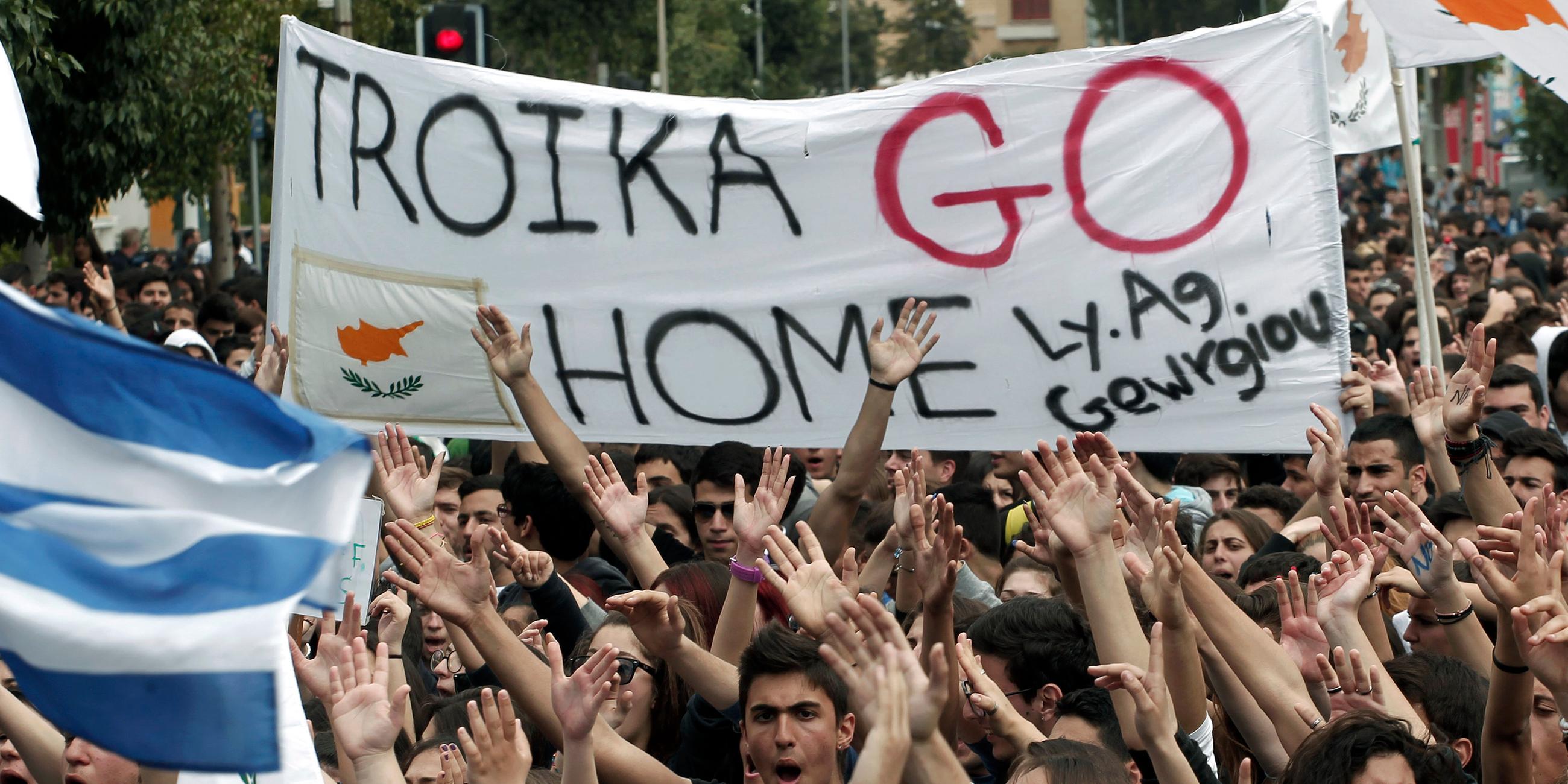 studenten demonstrieren auf zypern - 2013