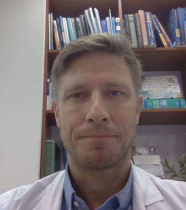 Neurologe Dr. Felix Benninger aus Israel