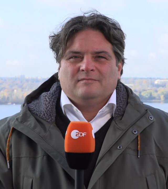 ZDF-Reporter Dara Hassanzadeh in Saporischschja