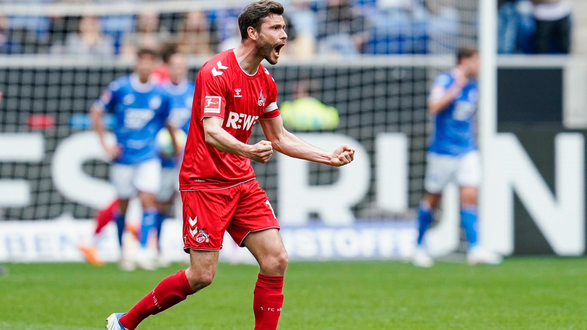 22.04.2023, Baden-Württemberg, Sinsheim: Fußball: Bundesliga, TSG 1899 Hoffenheim - 1. FC Köln, 29. Spieltag, PreZero Arena. Kölns Jonas Hector jubelt über das Tor zum 0:3.