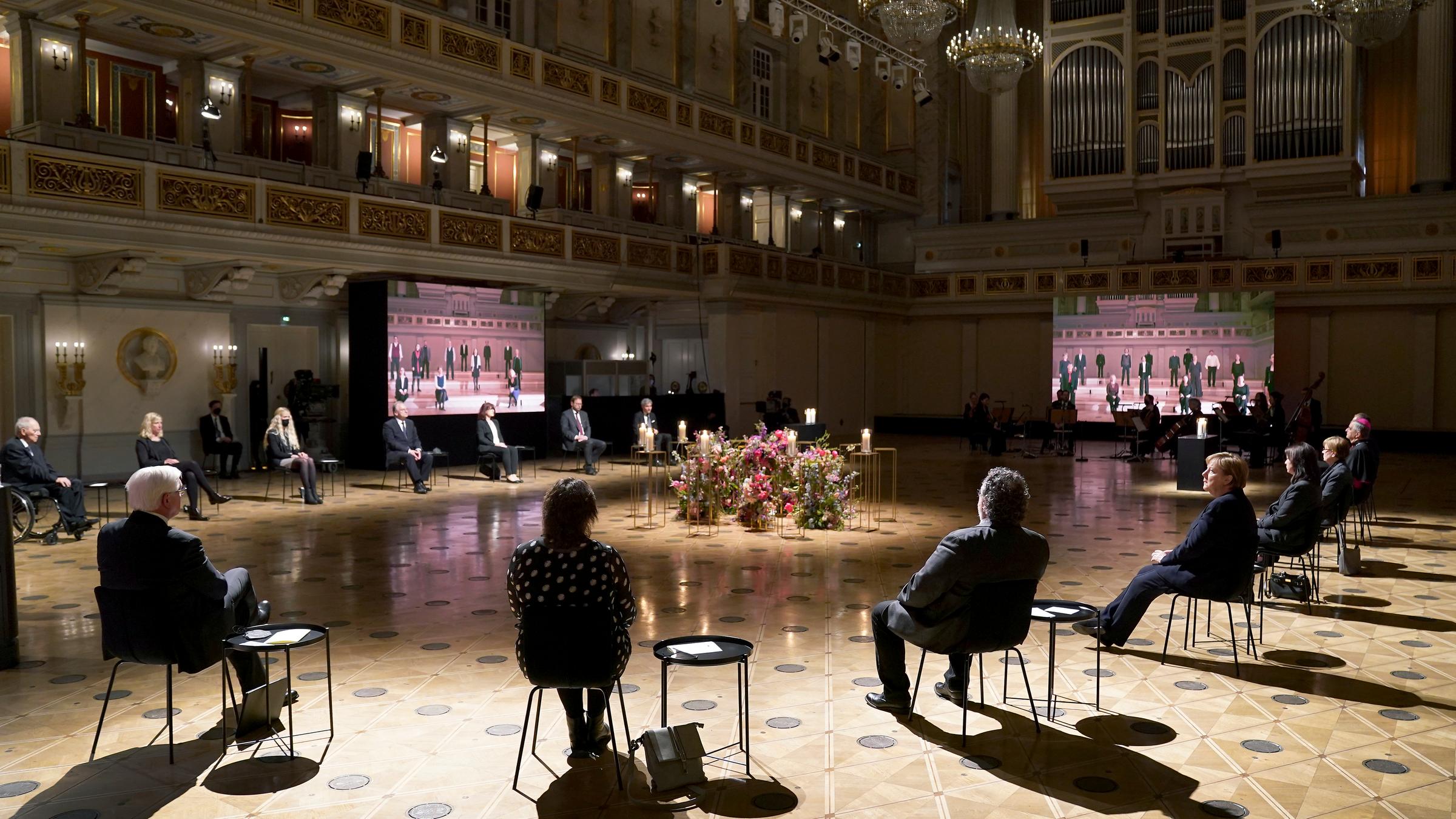 Gedenkfeier für Corona-Tote in Berlin, 18.04.21