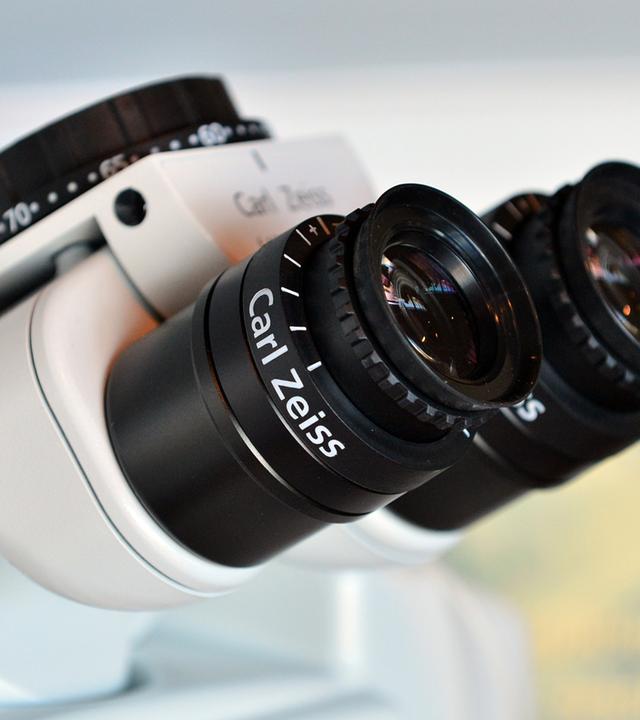Mikroskop von Carl Zeiss