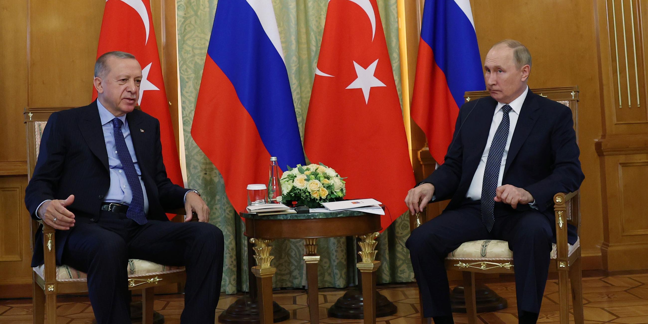 05.08.2022, Sotschi: Putin und Erdogan