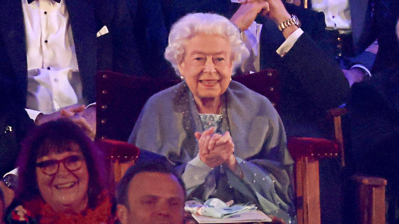 Erste große Feierlichkeit: Queen wieder dabei