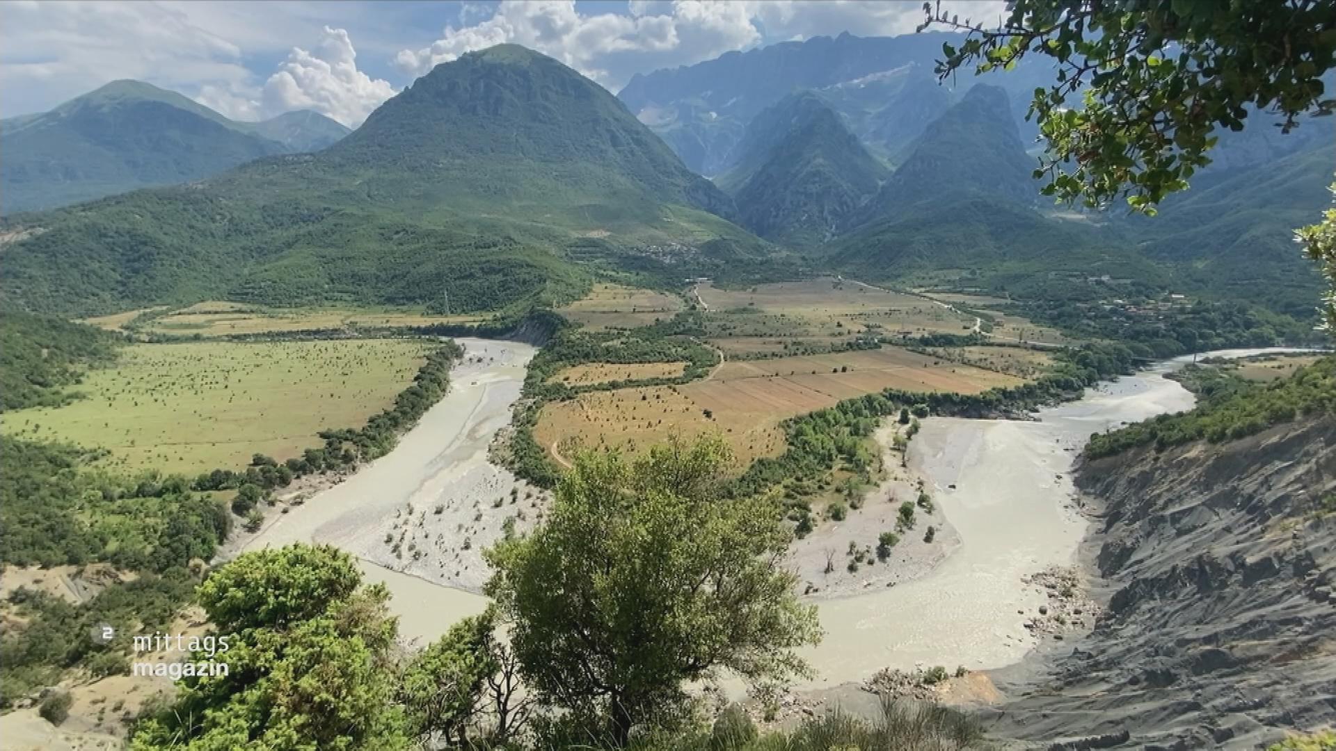 die Vjosa im Süden Albaniens, einer der letzten großen Wildflüsse Europas