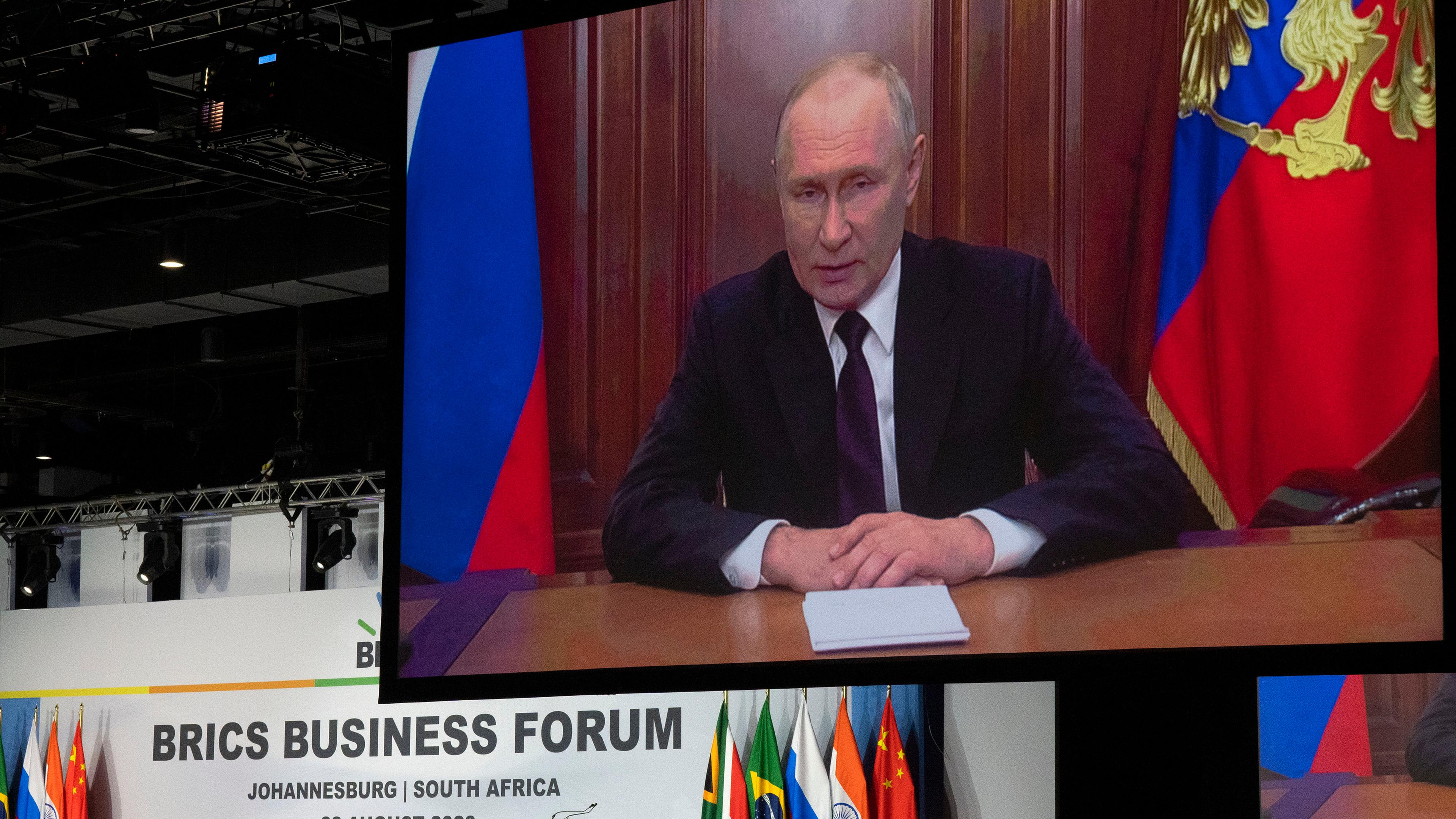 22.08.2023, Johannesburg: Präsident Putin live geschaltet auf dem Brics Business Forum am 22.08.2023 in Johannesburg.