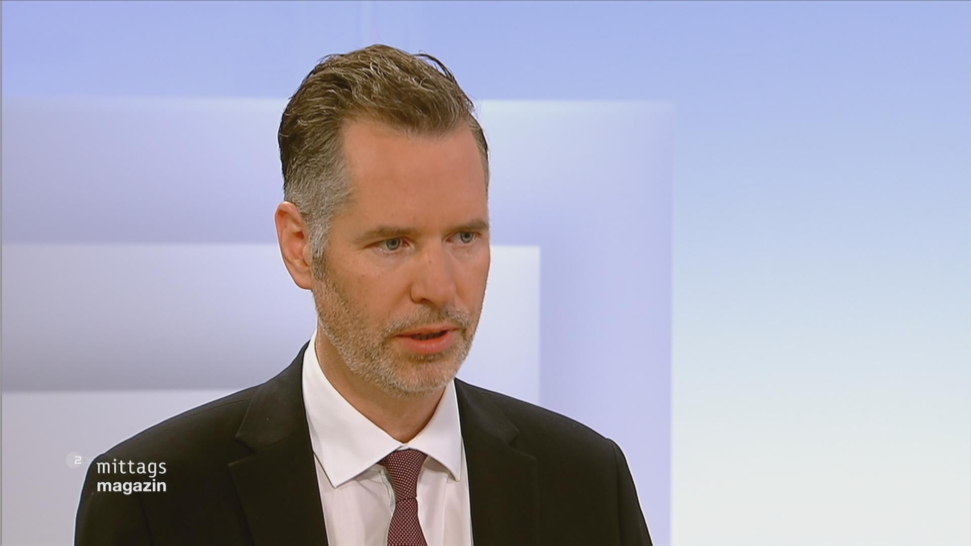 FDP-Fraktionsvorsitzender Christian Dürr im Gespräch mit ZDF-Mima-Moderatorin Mirjam Meinhardt