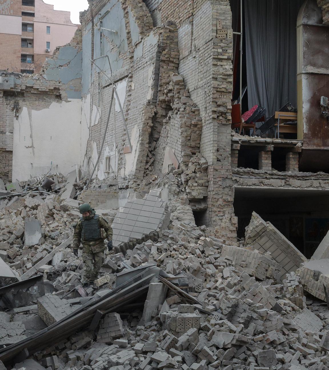 Kiew, 25.03.2024: Kiew in Trümmern nach den morgendlichen Raketenangriffen durch Russland