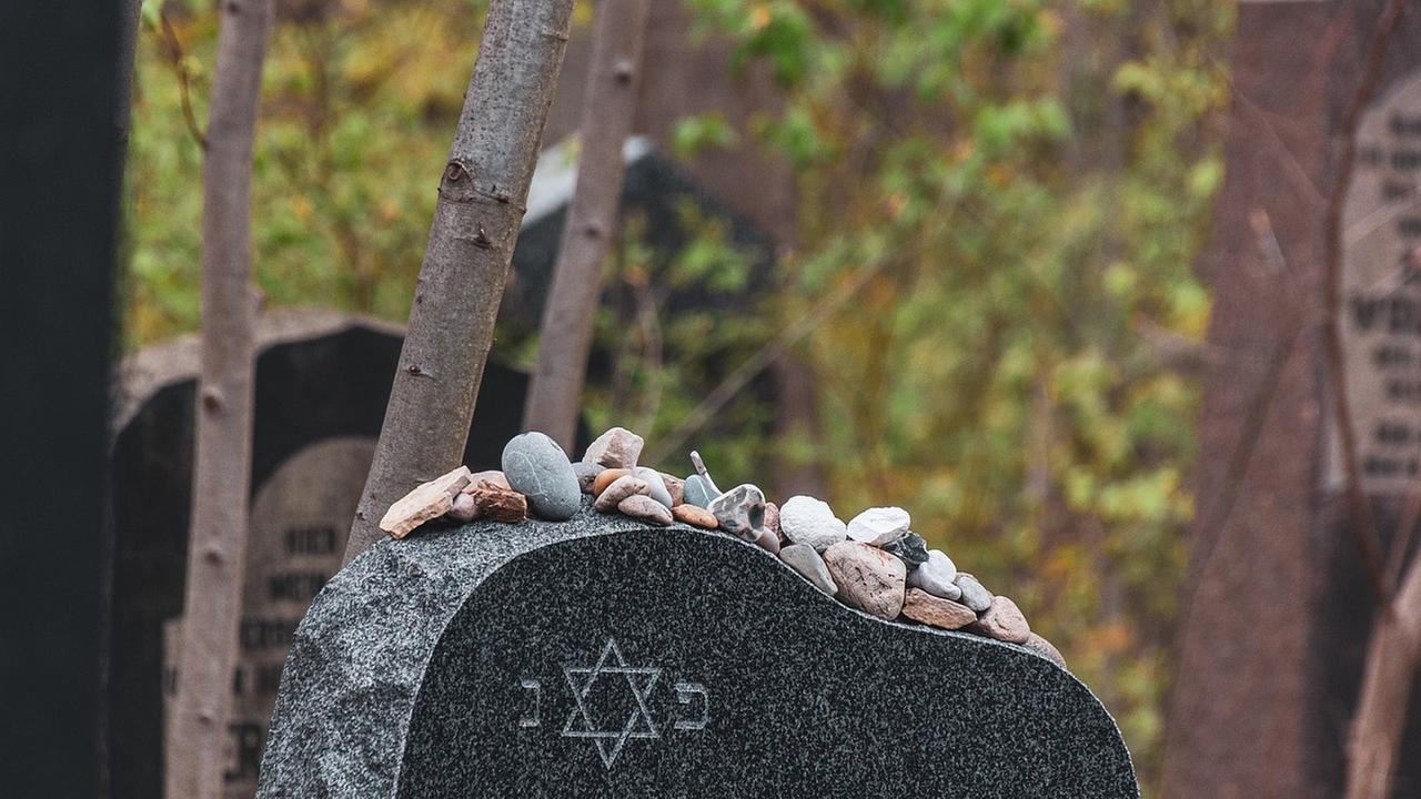 Jüdischer Friedhof - Grabstein