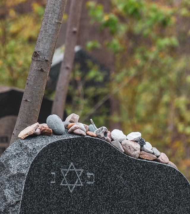 Jüdischer Friedhof - Grabstein