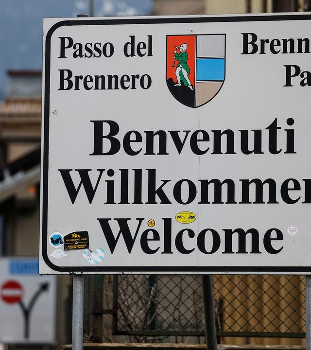 Willkommensschild am Brennerpass