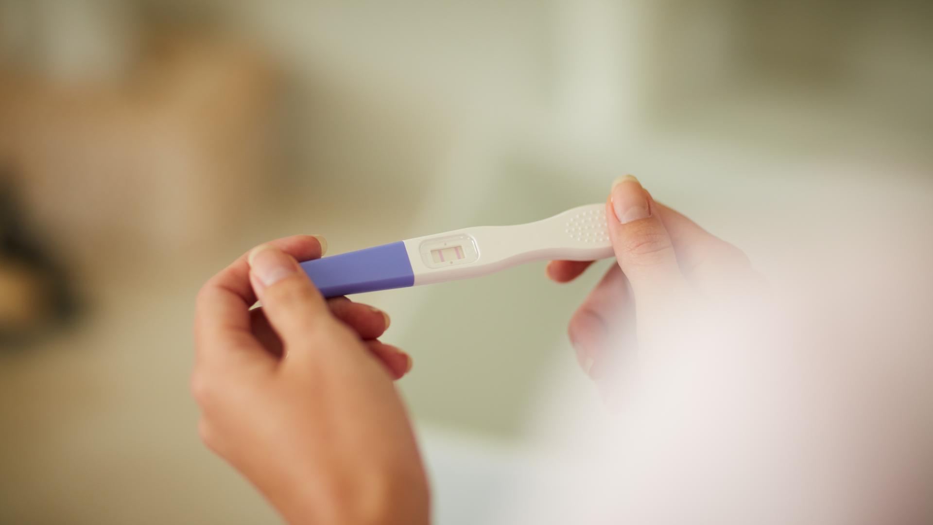 Bild für Sollte Paragraph 218 geändert werden?