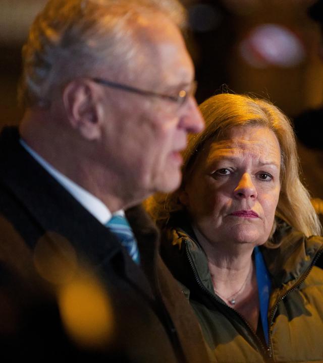 Auto in München in Menschengruppe gefahren