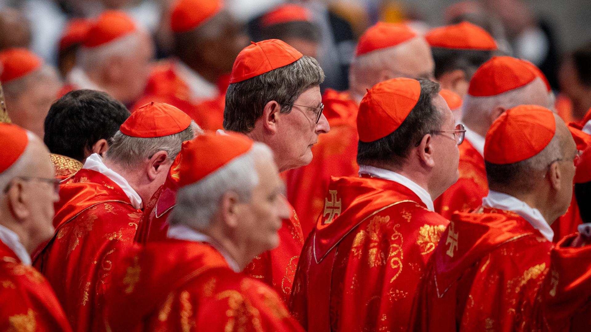 Konklave zur Wahl eines neuen Papstes beginnt