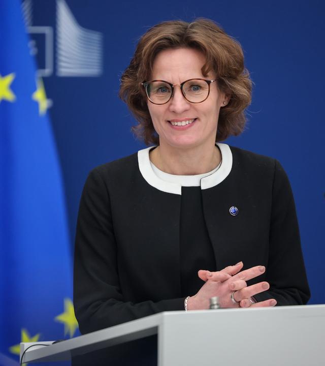 European Commissioner Jessika Roswall holds conference on COP16