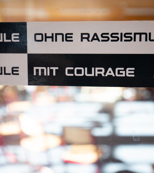 Schild Schule ohne Rassismus