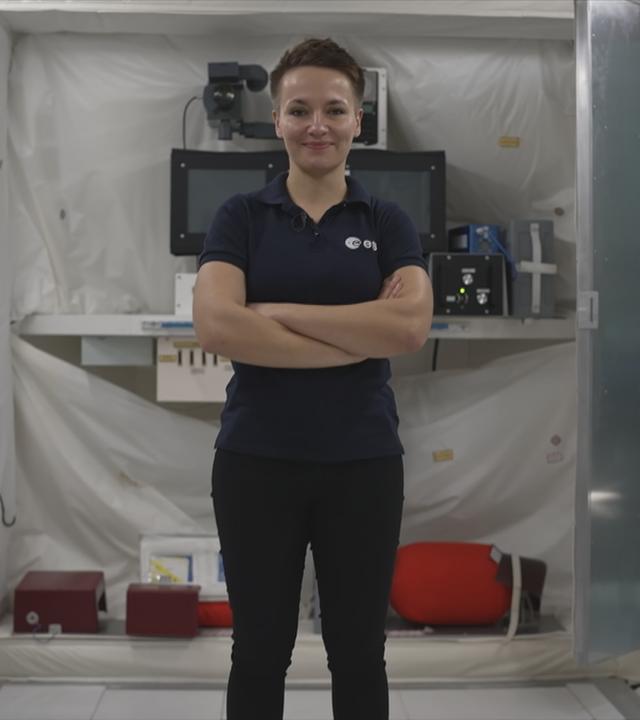 Raumfahrt-Training Astronautin