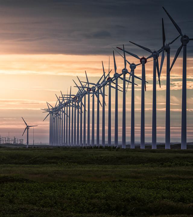 Windräder in einer Reihe