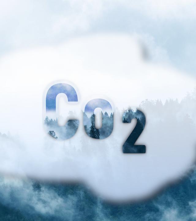 Schriftzug Co2 in den Wolken