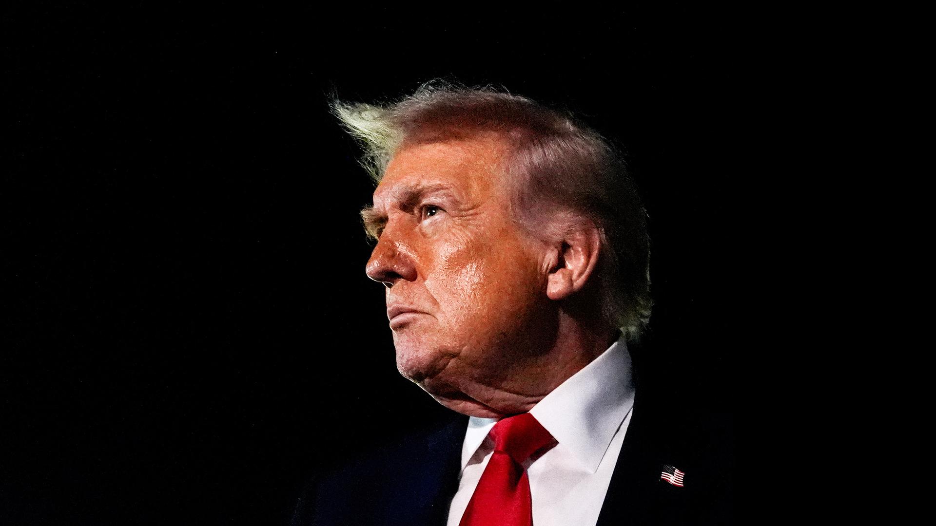 Ein Jahr USA unter Prasident Trumps: Wissenschaft und Klimaschutz auf dem Rückzug. Welche Schäden bereits sichtbar sind, zeigt eine Bestandsaufnahme seiner Politik.