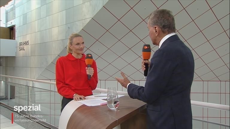 Sarah Tacke im Gespräch mit Michel Friedmann