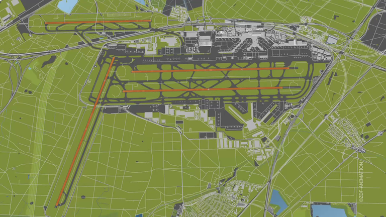Die Animation zeigt, wie der Airport seit den 80er Jahren auf vier Bahnen und drei Terminals ausgebaut wurde.