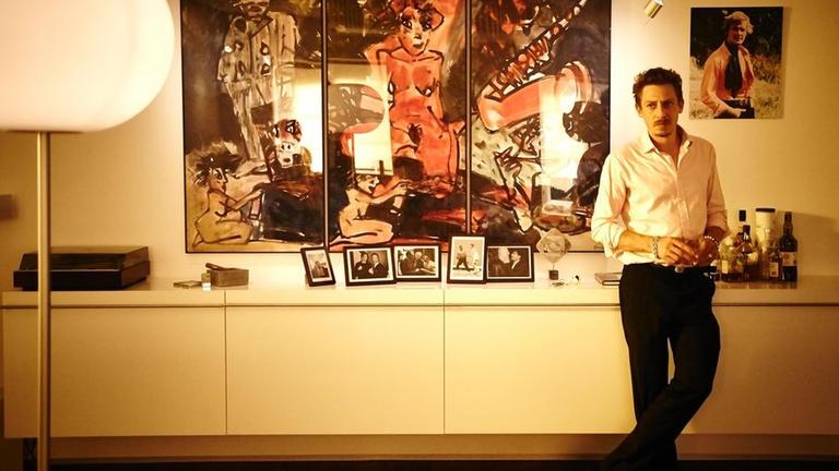 Milton Welshmoder präsentiert das Männermagazin "About Men"