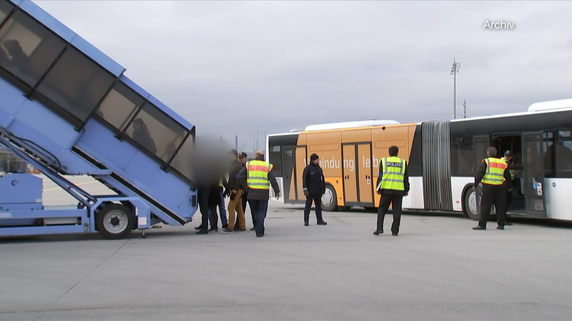 Abschiebung um jeden Preis?