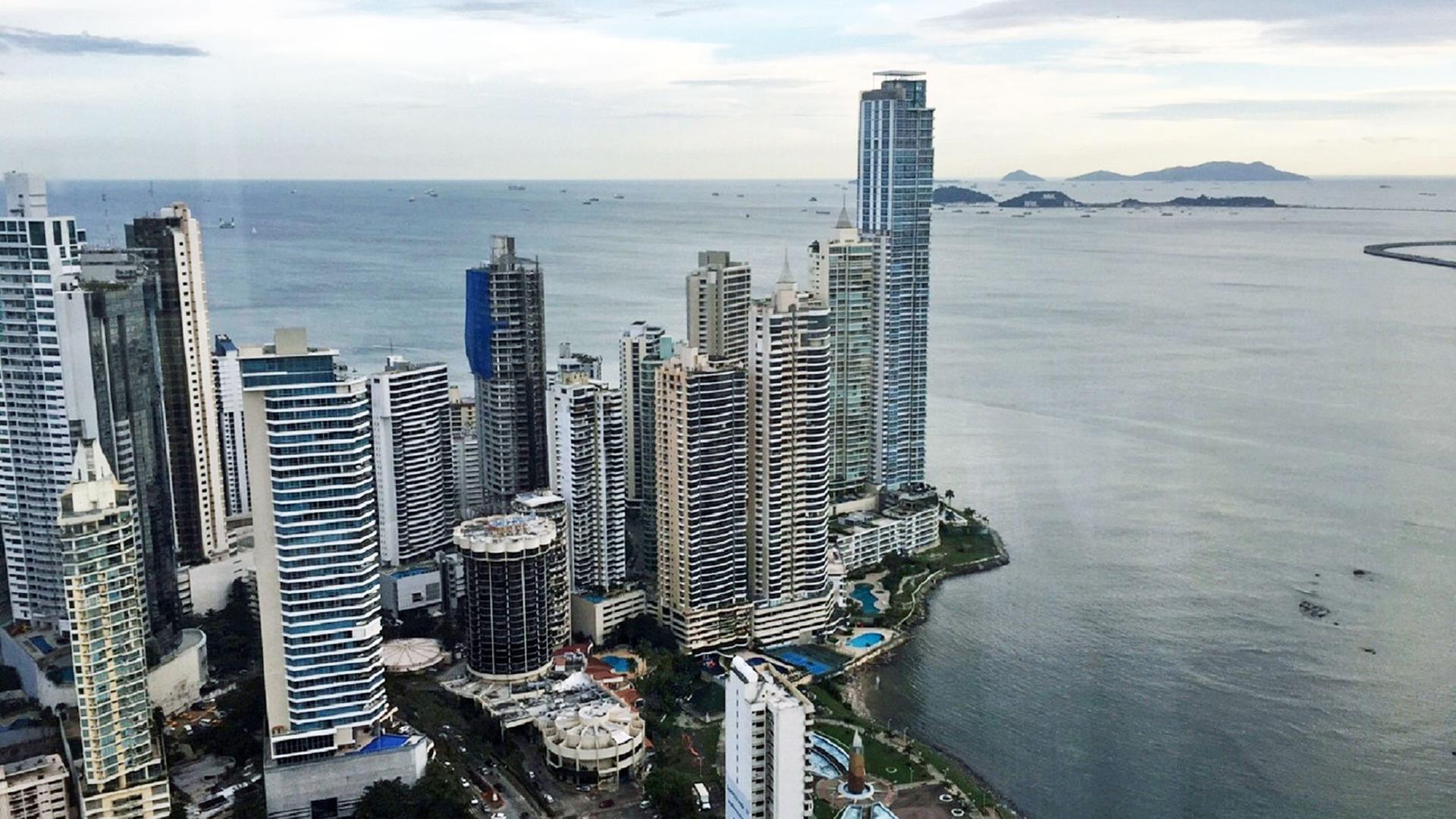 Blick auf Panama-City.