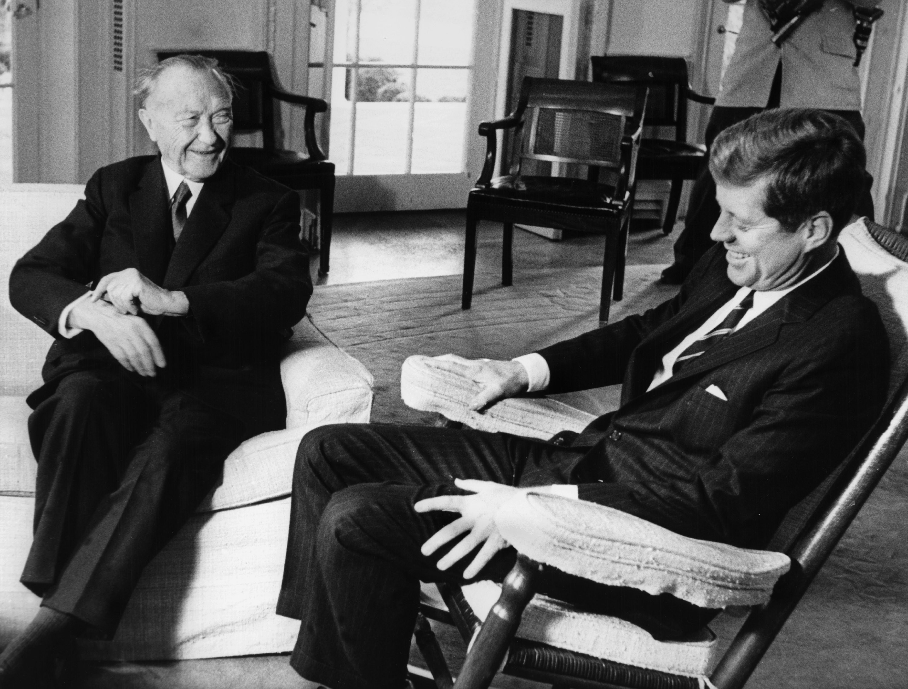 Der junge Kennedy und Adenauer, der Alte