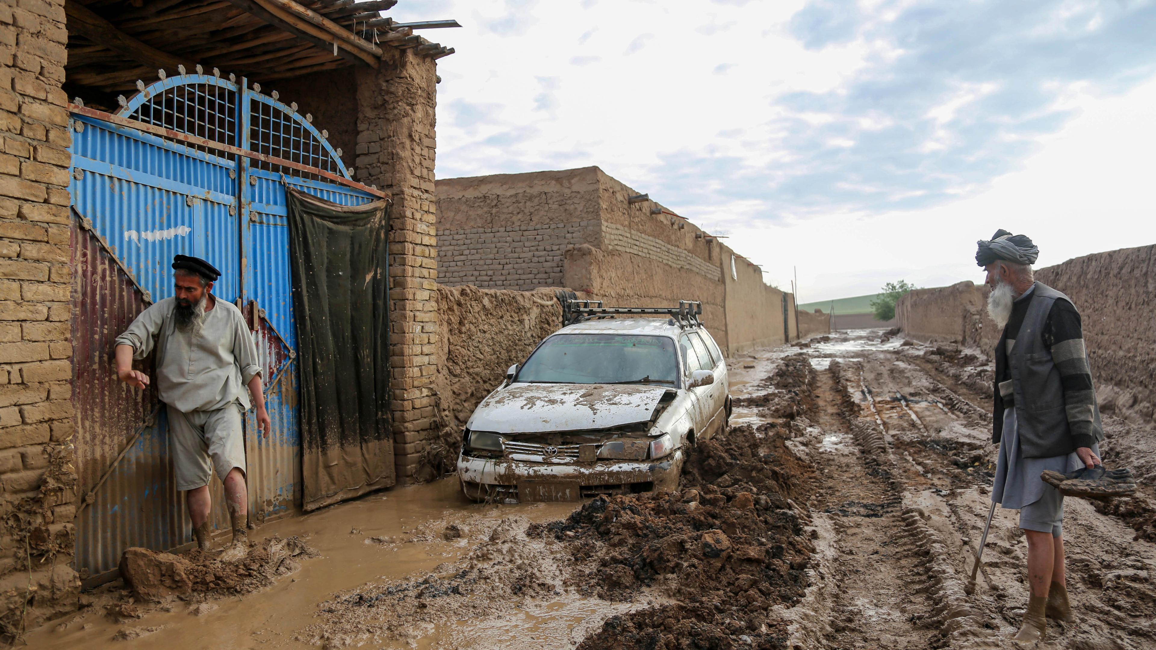 At least 300 people died in flooding in Baghlan, Afghanistan