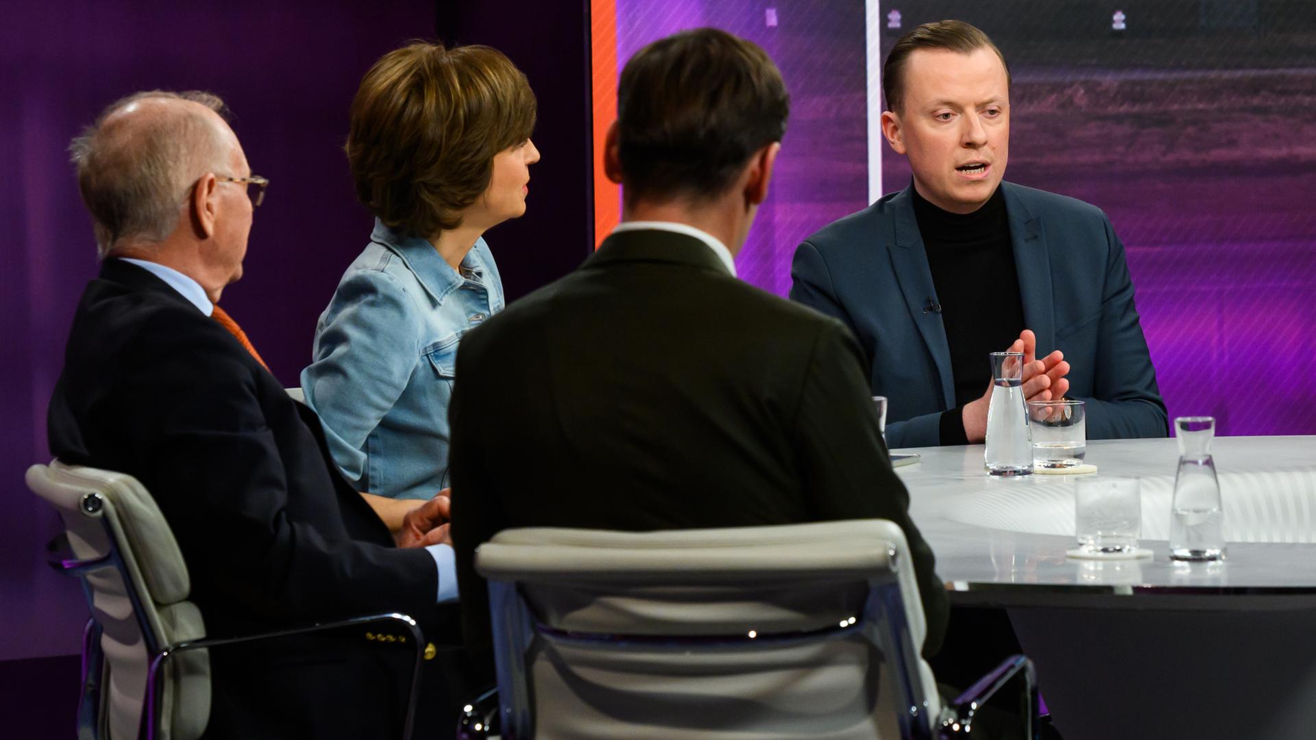 Adis Ahmetovice bei Maybrit Illner