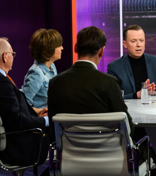 Adis Ahmetovice bei Maybrit Illner