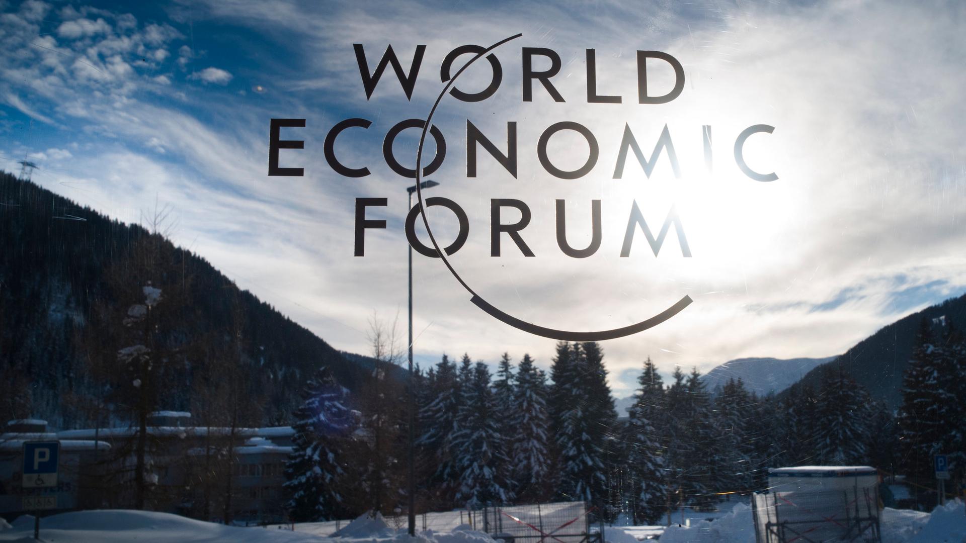 logo des weltwirtschaftsforum in davos