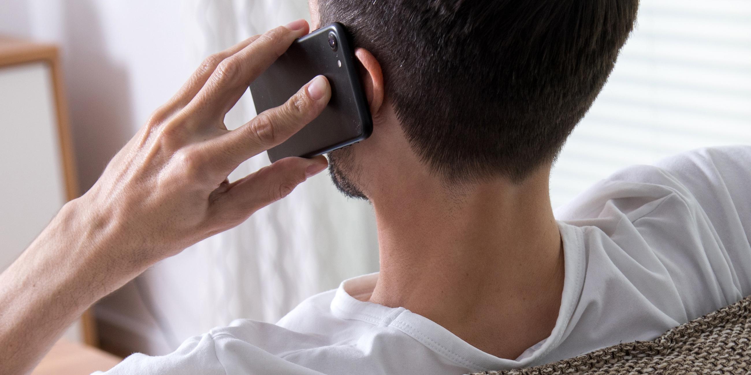 KI-Schockanrufe: Telefonbetrug mit vertrauten Stimmen