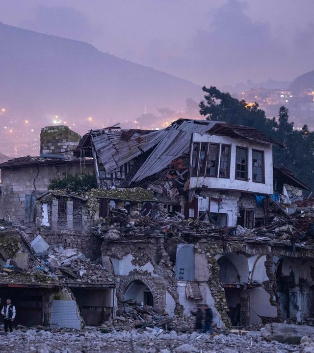 Eingestürzte Gebäude in der Türkei