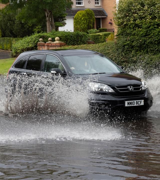 Weather warning in Scotland for Storm Floris