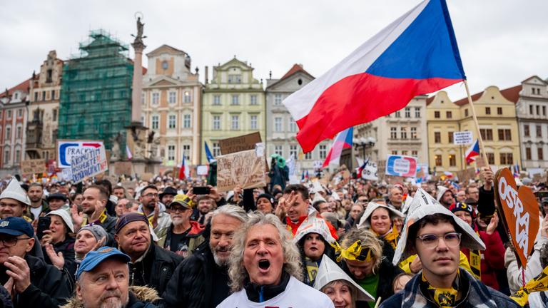 Demonstration gegen Rundfunkreform