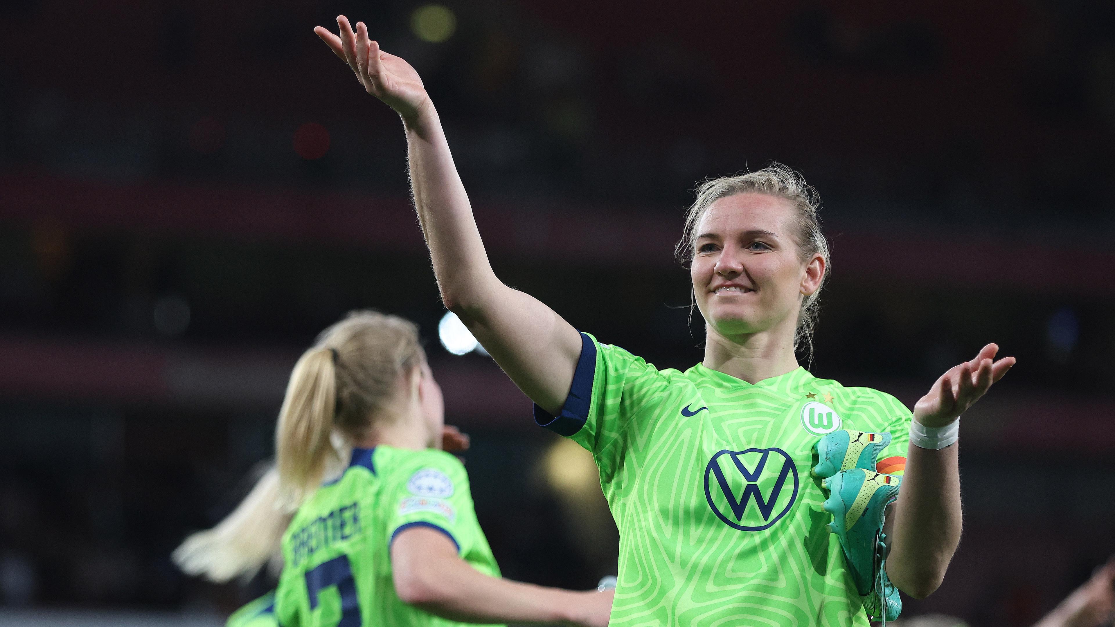 Frauen-Champions-League, WFC Arsenal - VfL Wolfsburg, Halbfinal-Rückspiel: Alexandra Popp vom VfL Wolfsburg jubelt, im Emirates Stadium.
