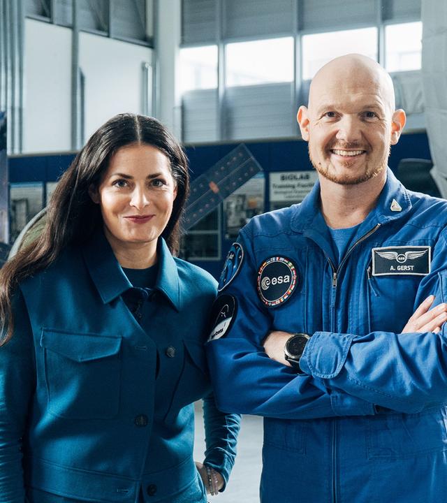 Moderatorin Olivia Röllin, Geophysiker und Astronaut Alexander Gerst