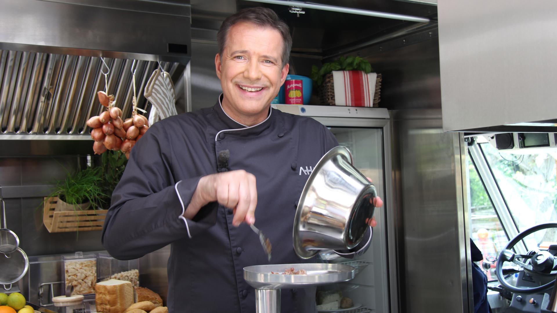 Alexander Herrmann im Foodtruck