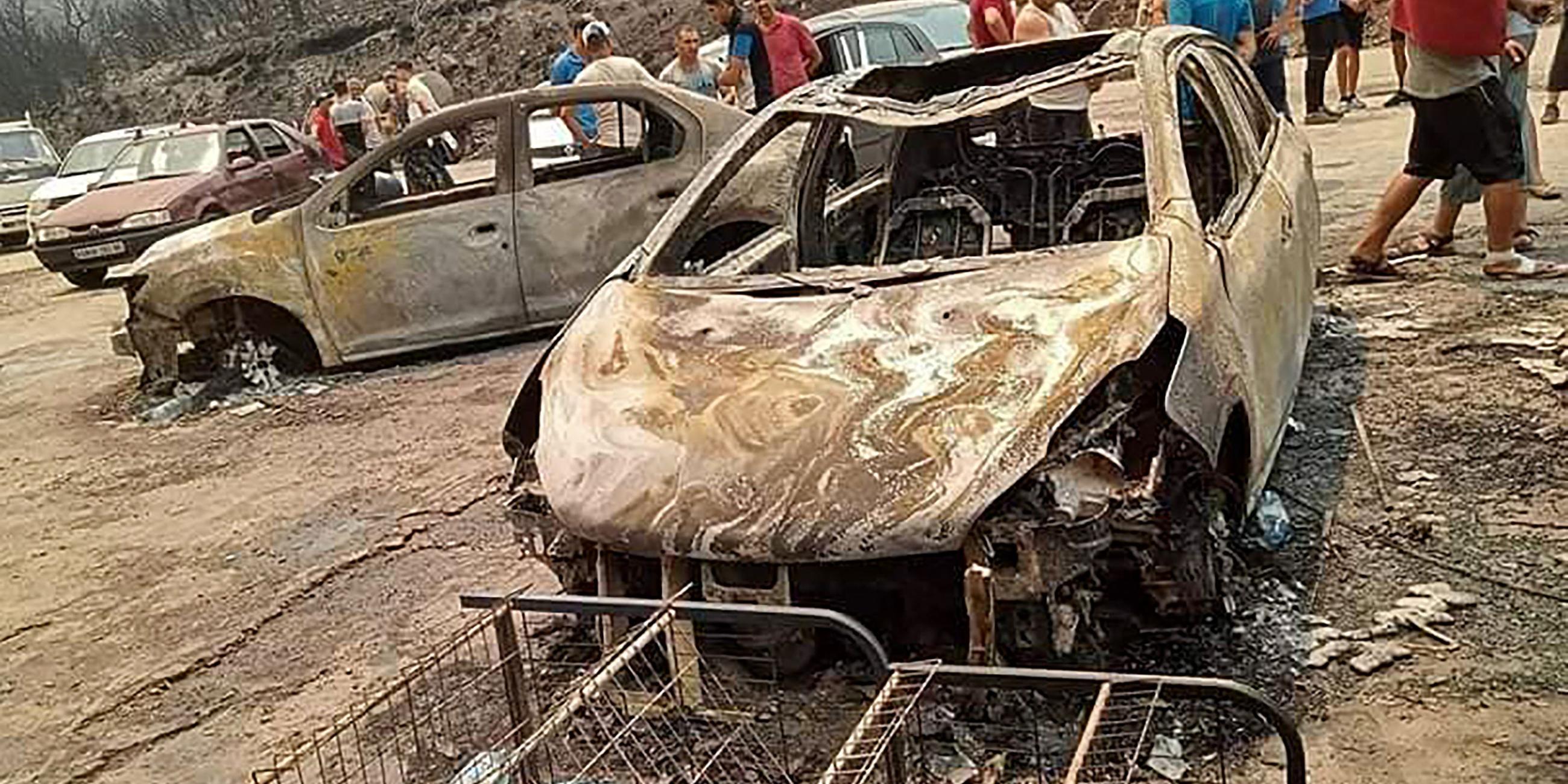 Schäden nach einem Brand in Algerien.