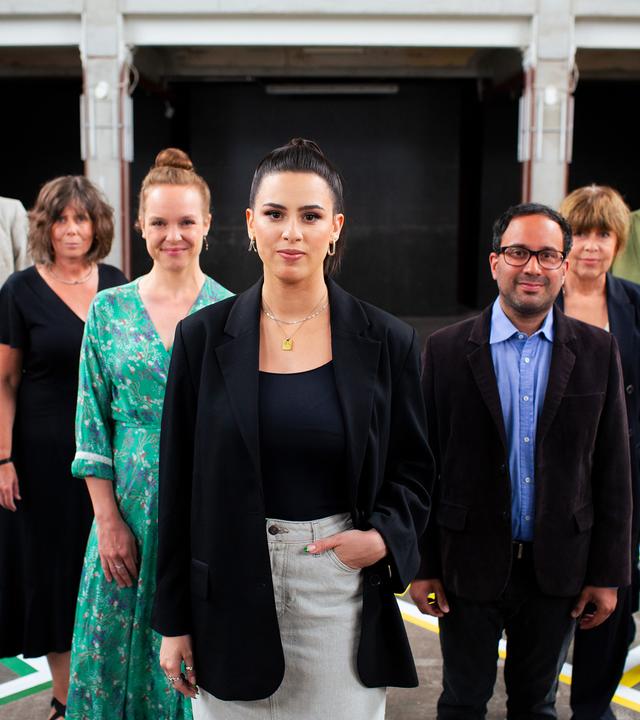 Salwa Houmsi  mit Gästen