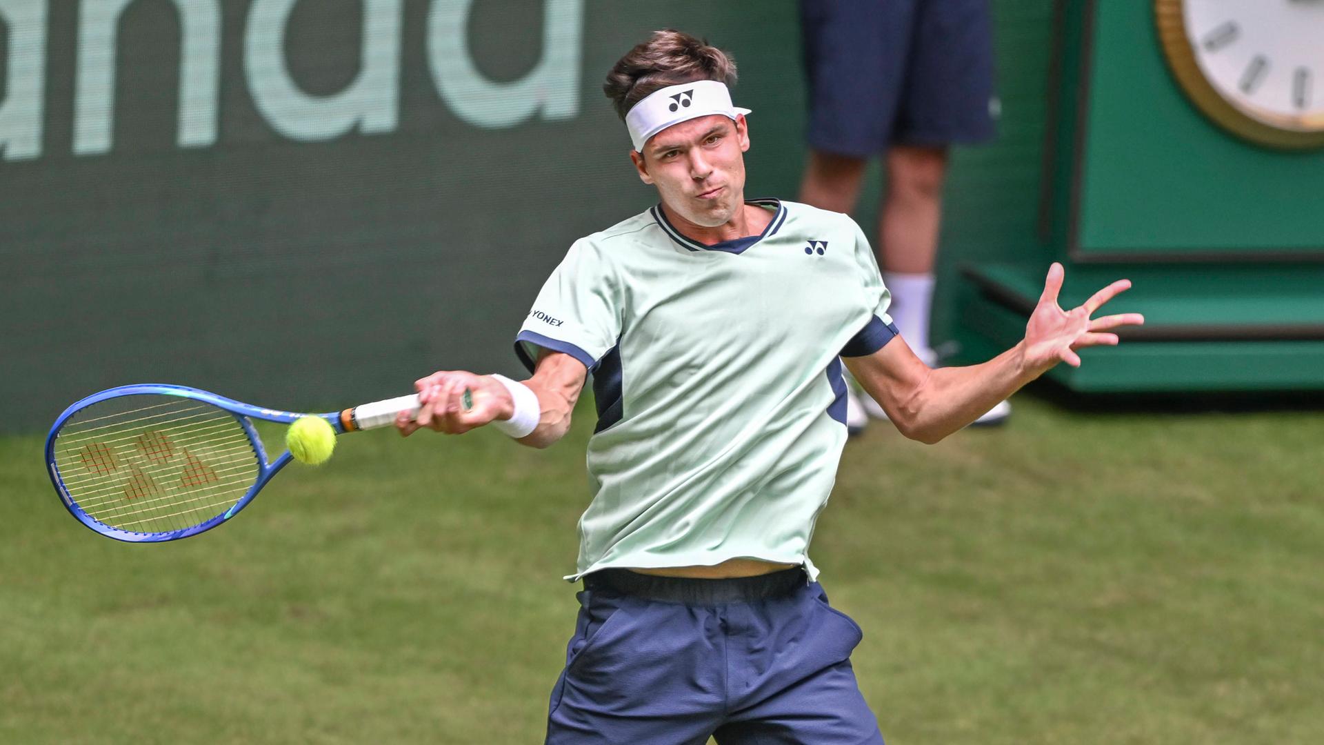 Daniel Altmaier in Halle in Aktion