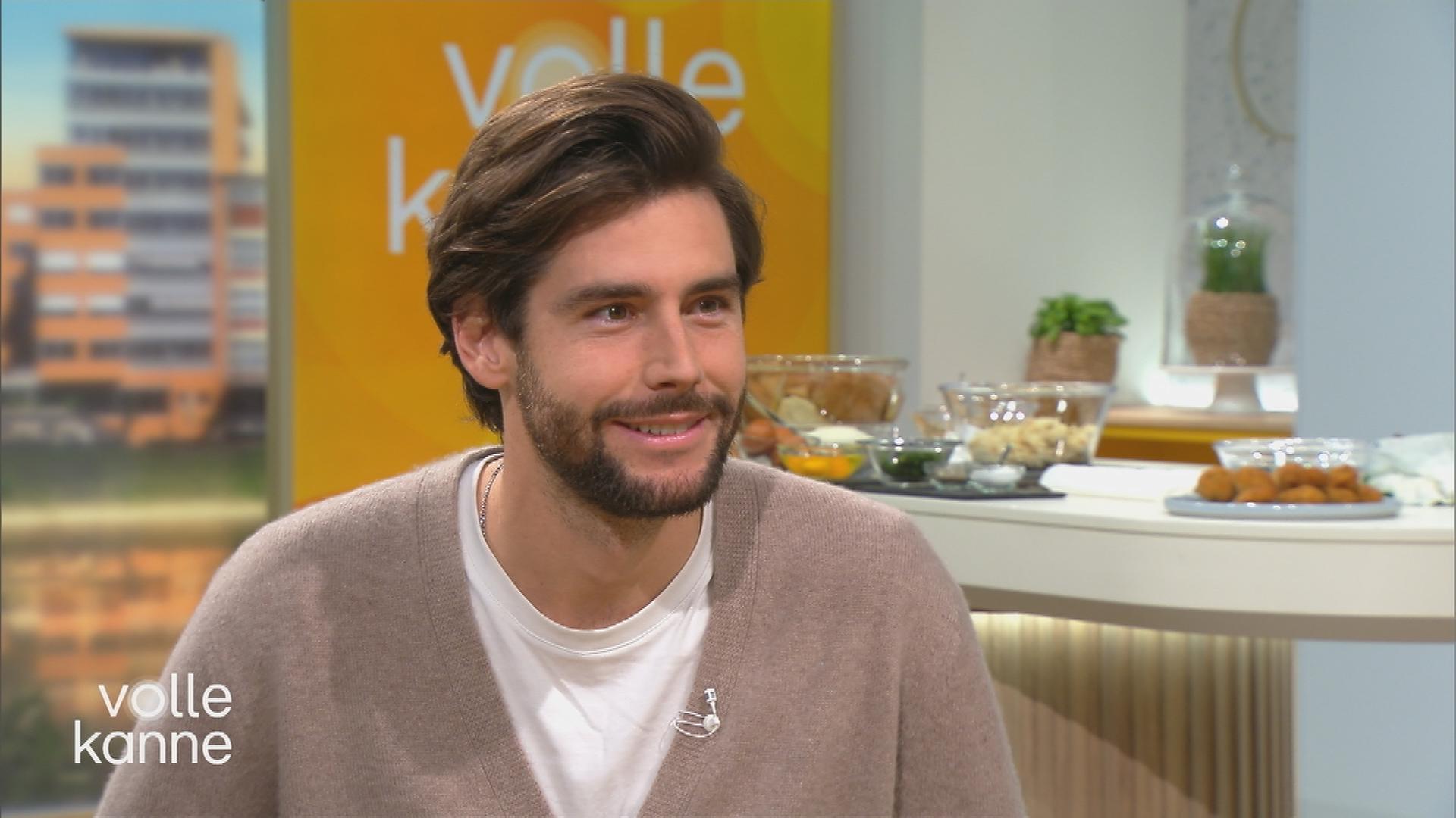 Alvaro Soler am Volle-Kanne-Frühstückstisch