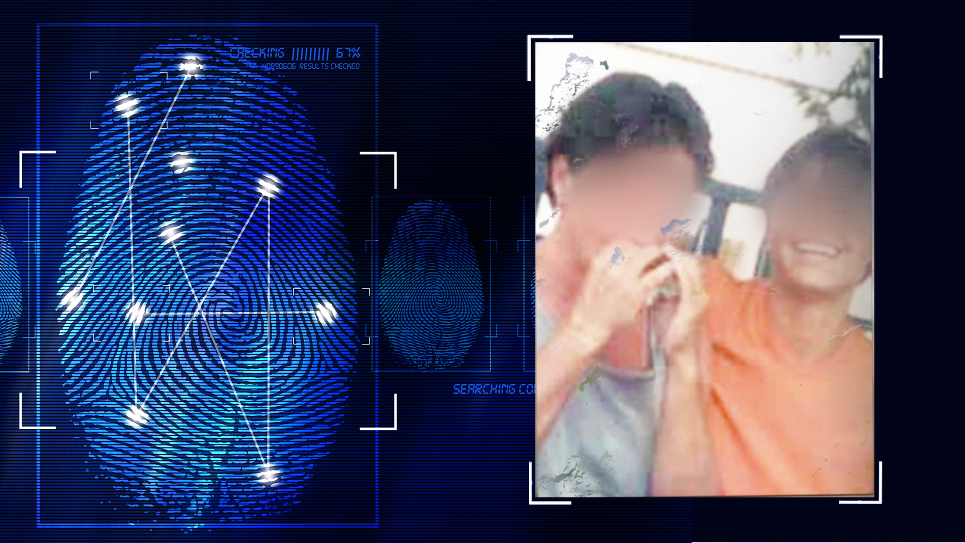 Portraitfoto von zwei Frauen. Die linke Frau isst etwas, die rechte lacht in die Kamera. Die Gesichter der beiden wurden größtenteils unkenntlich gemacht. Links daneben: Lichtschematische Darstellung eines Fingerabdrucks.